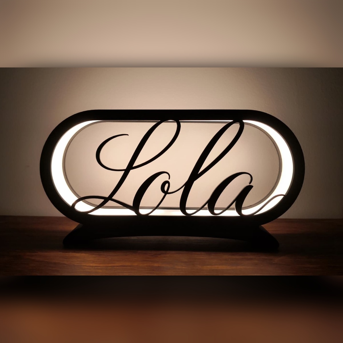 Lampe prénom ovale personnalisable